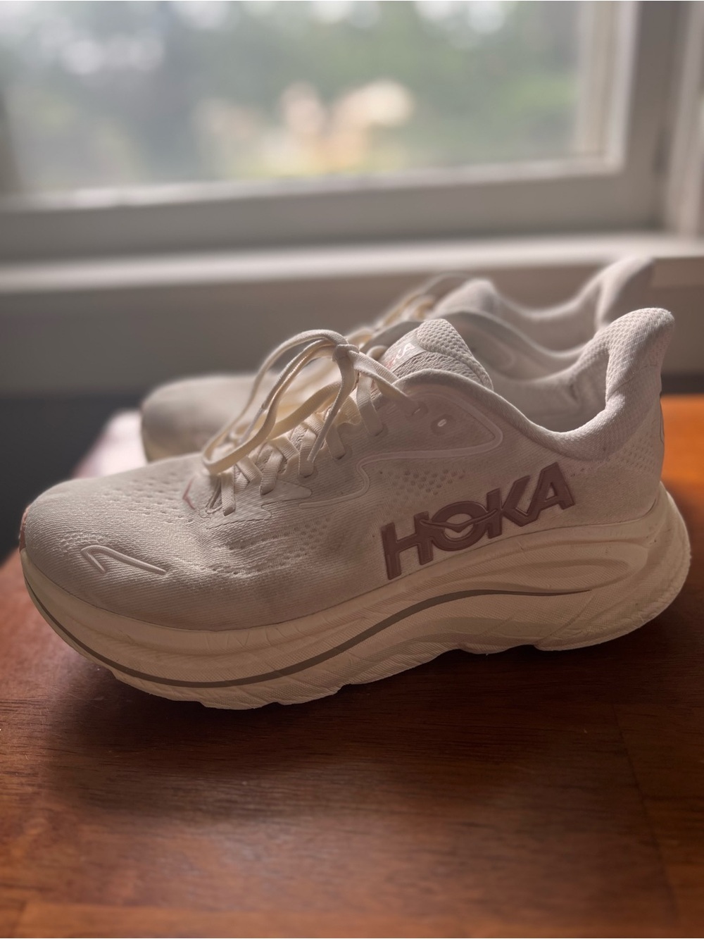 HOKA Clifton 10 Women's Running Shoes in White with Pink Logo